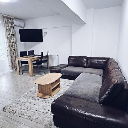 Râmnicu Vâlcea Apartament Dem Radulescu 3 Camere! מראה חיצוני תמונה